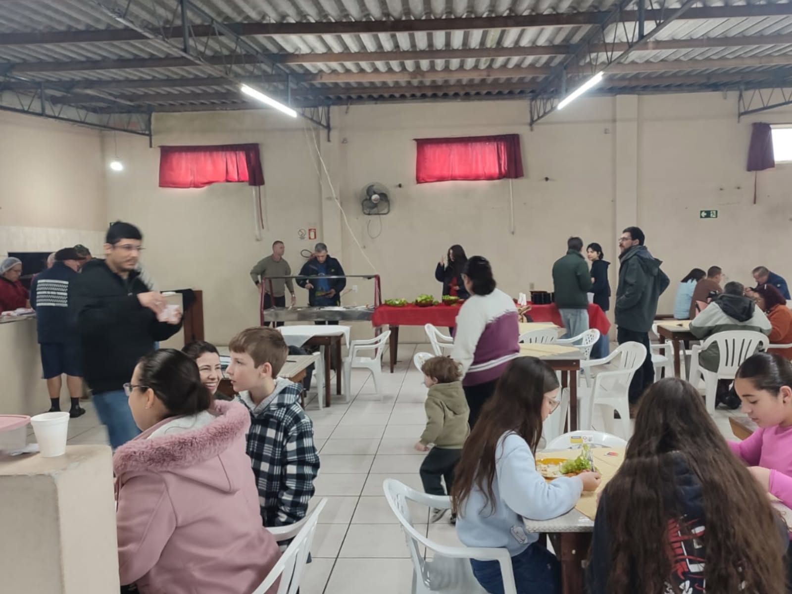 Almoço missionário da Igreja Batista do Fragata